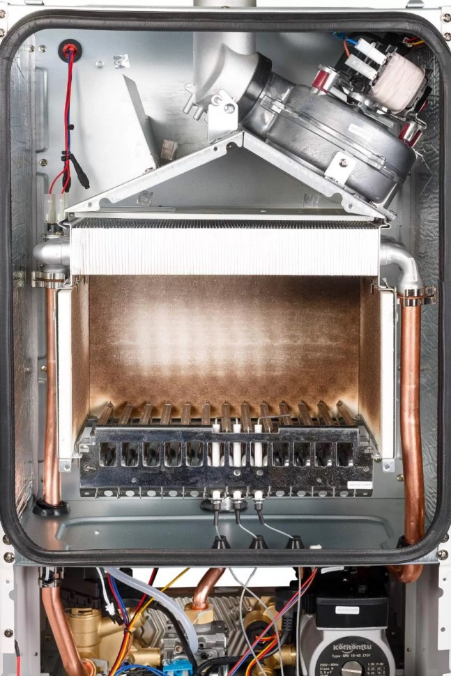 Котел газовый настенный двухконтурный TOIVO T-DK KOTITONTTU в Оренбурге за 0 руб.